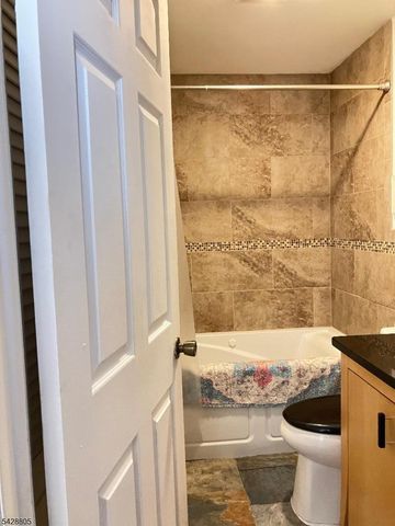 53 Paddock Ave, Vernon Twp., NJ 07422