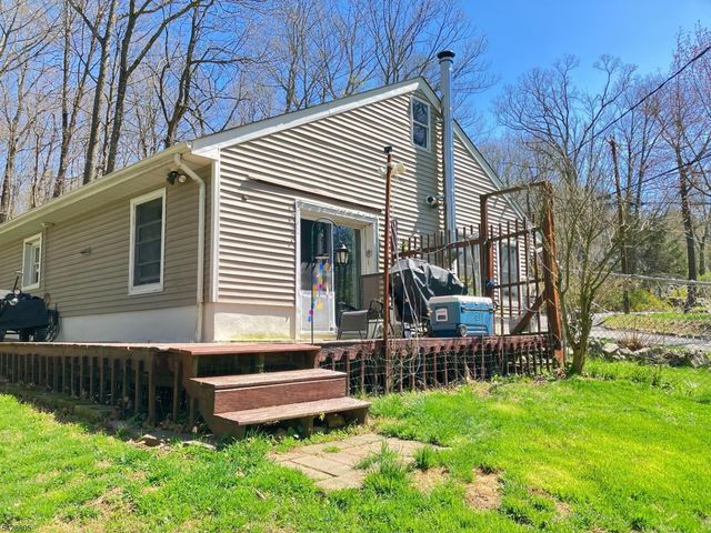 53 Paddock Ave, Vernon Twp., NJ 07422