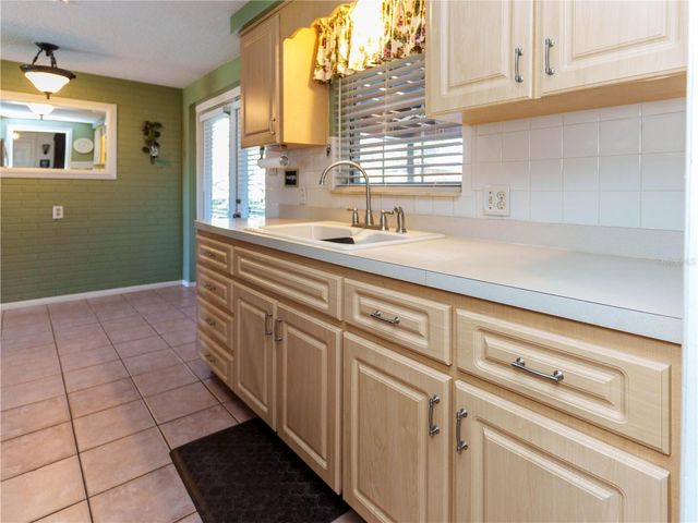 6155 ILLINOIS AVENUE, New Port Richey, FL 34653