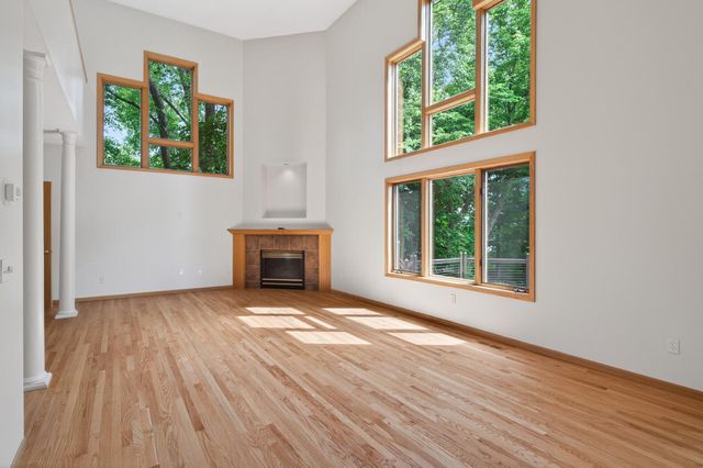 4167 Eau Claire Trail NE, Prior Lake, MN 55372