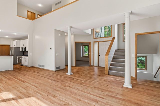 4167 Eau Claire Trail NE, Prior Lake, MN 55372