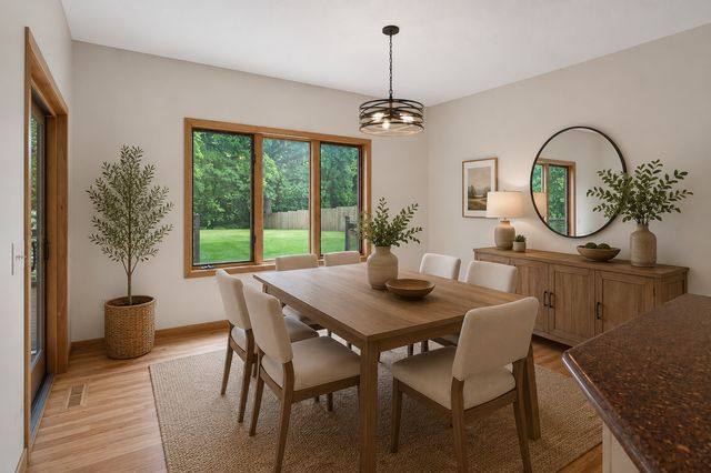 4167 Eau Claire Trail NE, Prior Lake, MN 55372