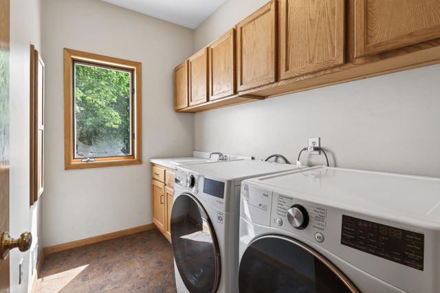 4167 Eau Claire Trail NE, Prior Lake, MN 55372