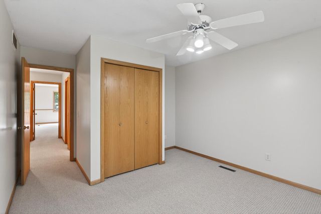 4167 Eau Claire Trail NE, Prior Lake, MN 55372