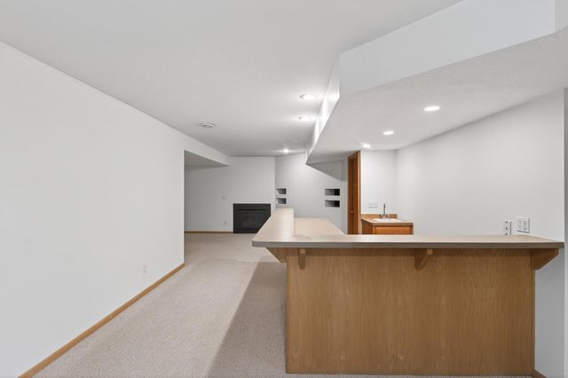4167 Eau Claire Trail NE, Prior Lake, MN 55372