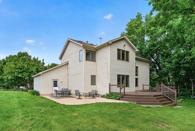 4167 Eau Claire Trail NE, Prior Lake, MN 55372