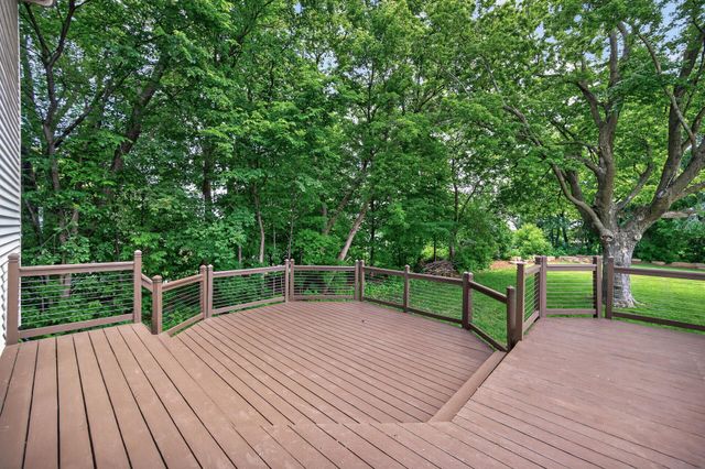 4167 Eau Claire Trail NE, Prior Lake, MN 55372