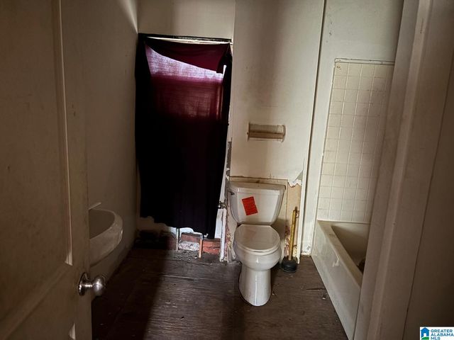 422 4TH TERRACE N, Birmingham, AL 35204