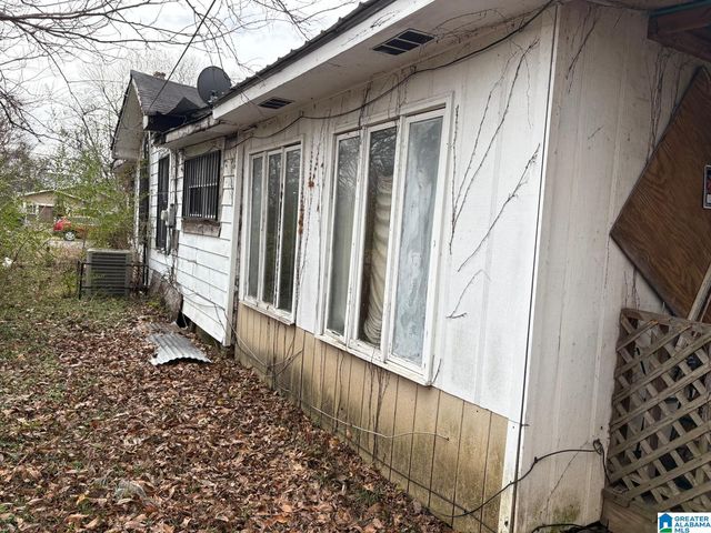 422 4TH TERRACE N, Birmingham, AL 35204