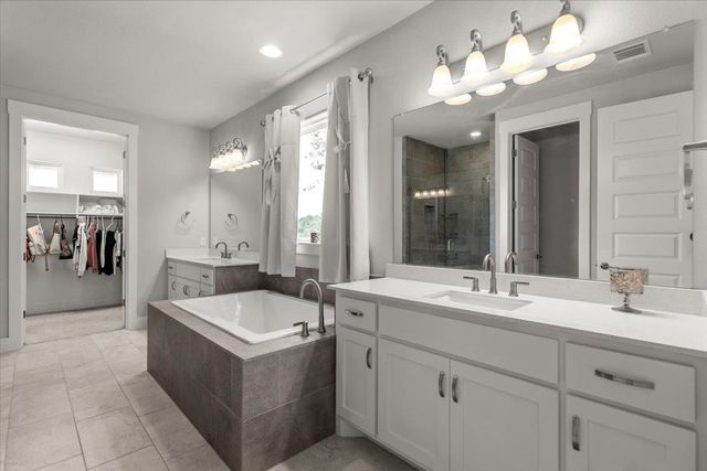 104 Draper LN, Bertram, TX 78605