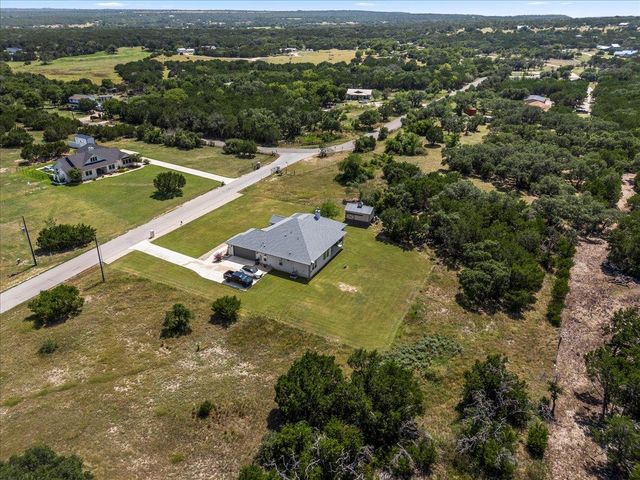 104 Draper LN, Bertram, TX 78605
