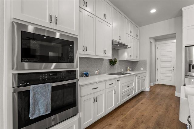 104 Draper LN, Bertram, TX 78605