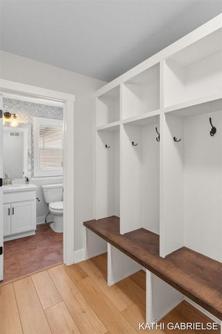 481 Sessions Woods Drive, Grand Rapids, MI 49534