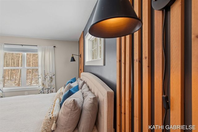 481 Sessions Woods Drive, Grand Rapids, MI 49534