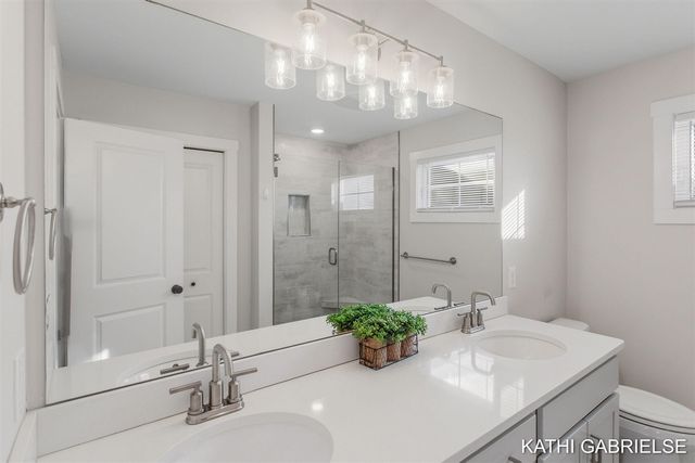 481 Sessions Woods Drive, Grand Rapids, MI 49534