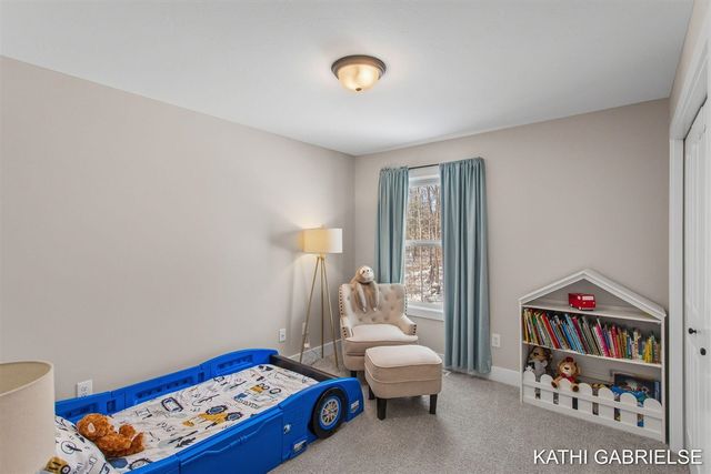 481 Sessions Woods Drive, Grand Rapids, MI 49534