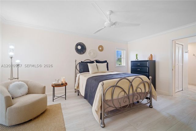 2236 Queens Blvd, Naples, FL 34112