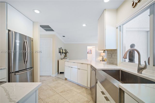 2236 Queens Blvd, Naples, FL 34112