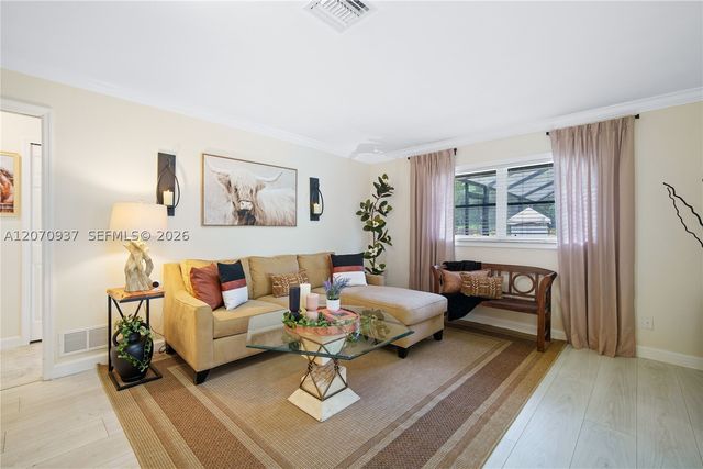 2236 Queens Blvd, Naples, FL 34112