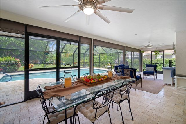 2236 Queens Blvd, Naples, FL 34112