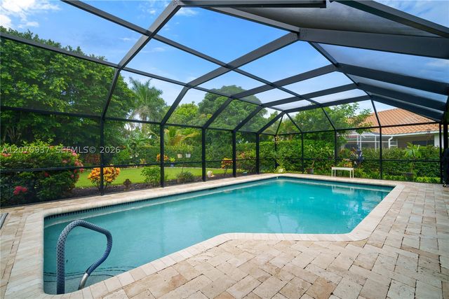 2236 Queens Blvd, Naples, FL 34112