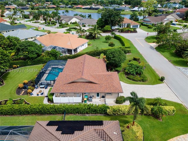 2236 Queens Blvd, Naples, FL 34112