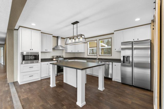 569 County Road 784, Etowah, TN 37331