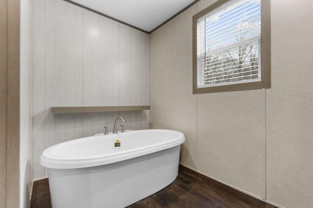 569 County Road 784, Etowah, TN 37331