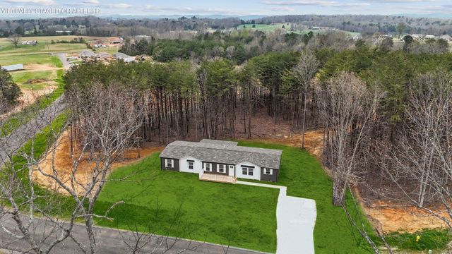 569 County Road 784, Etowah, TN 37331