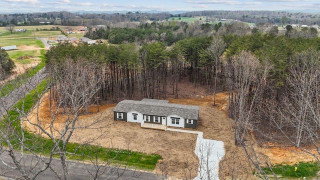 569 County Road 784, Etowah, TN 37331