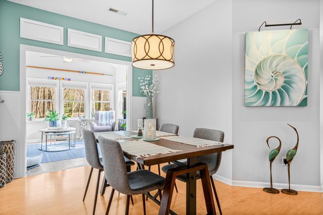 8699 Grassy Oak Trail, North Charleston, SC 29420