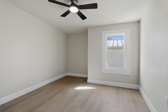 530 E Carson St, San Antonio, TX 78208