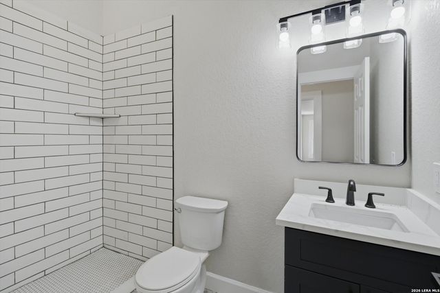 530 E Carson St, San Antonio, TX 78208