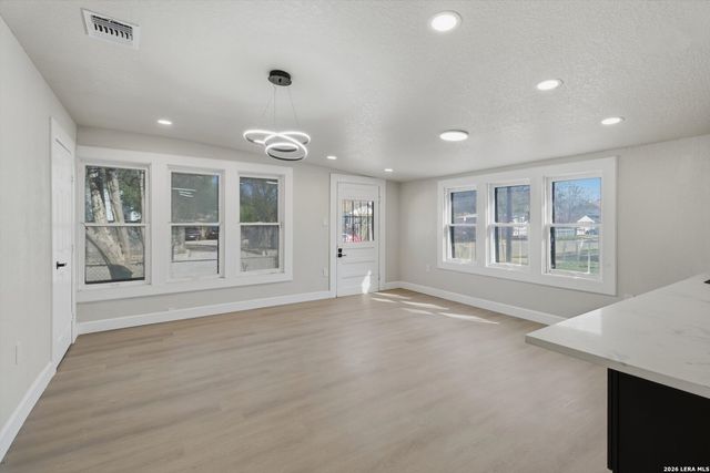 530 E Carson St, San Antonio, TX 78208