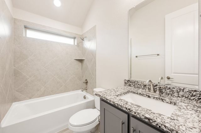 4609 Nomad Drive, Midlothian, TX 76065