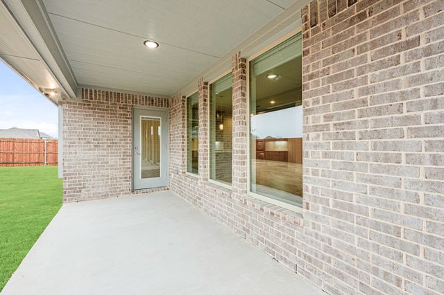 4609 Nomad Drive, Midlothian, TX 76065