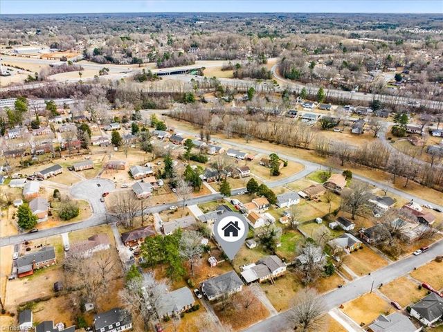 3011 Royalton Drive, Greensboro, NC 27406