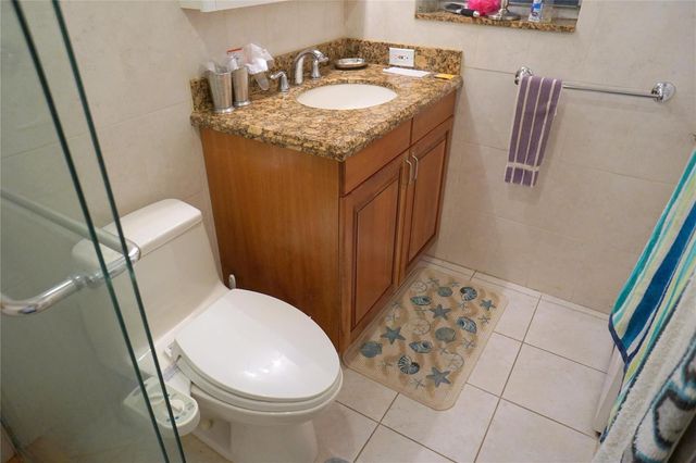 2851 Somerset Drive 103, Lauderdale Lakes, FL 33311