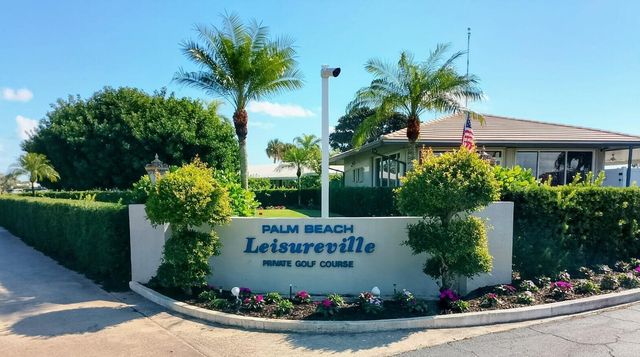 904 SW 5th Avenue, Boynton Beach, FL 33426