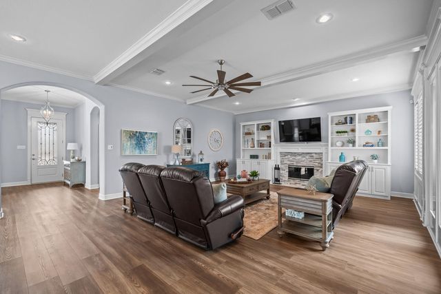 11613 Vale Avenue, Lubbock, TX 79424