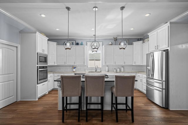 11613 Vale Avenue, Lubbock, TX 79424