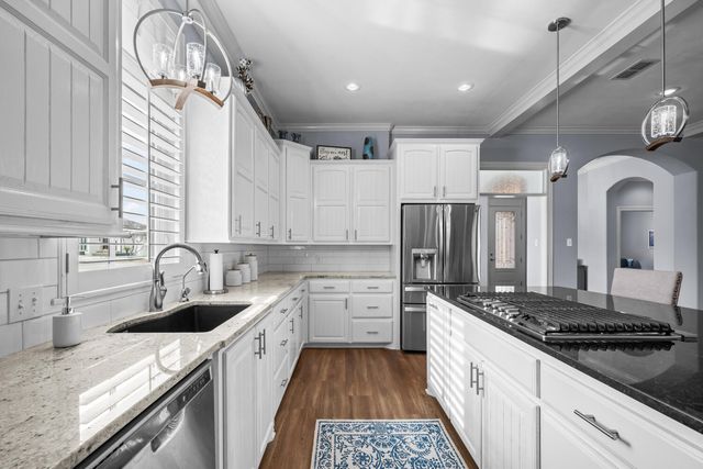 11613 Vale Avenue, Lubbock, TX 79424