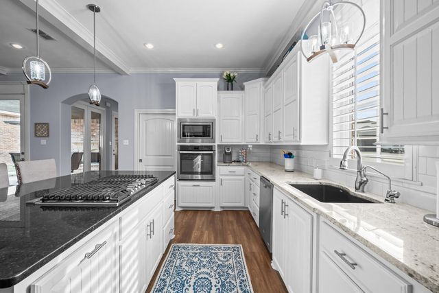 11613 Vale Avenue, Lubbock, TX 79424