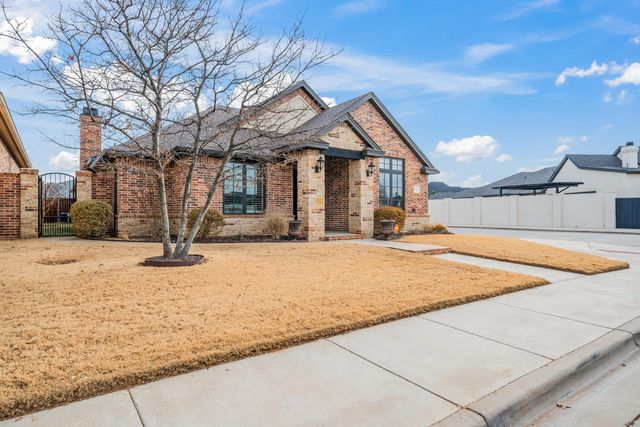 11613 Vale Avenue, Lubbock, TX 79424