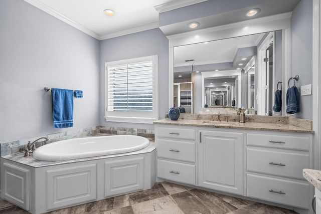 11613 Vale Avenue, Lubbock, TX 79424