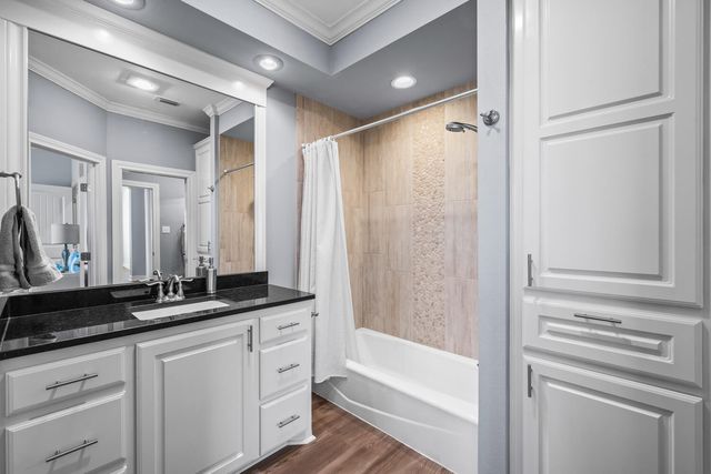 11613 Vale Avenue, Lubbock, TX 79424