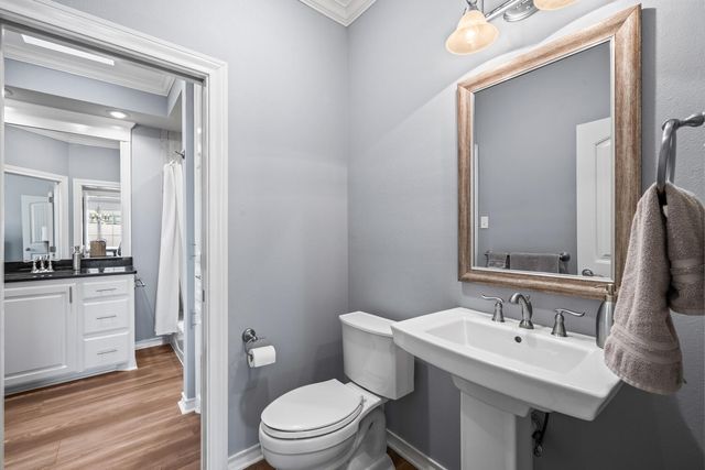 11613 Vale Avenue, Lubbock, TX 79424