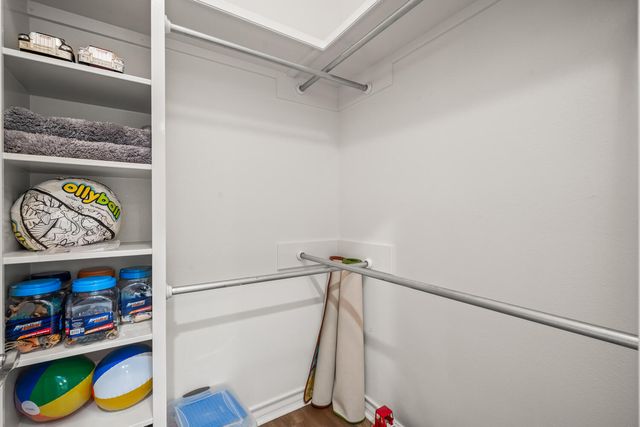 11613 Vale Avenue, Lubbock, TX 79424