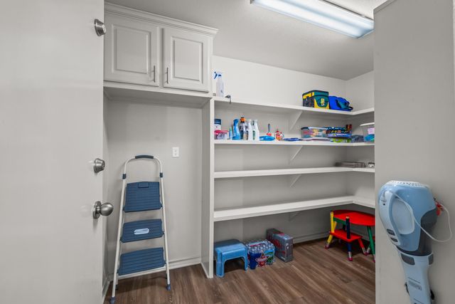 11613 Vale Avenue, Lubbock, TX 79424