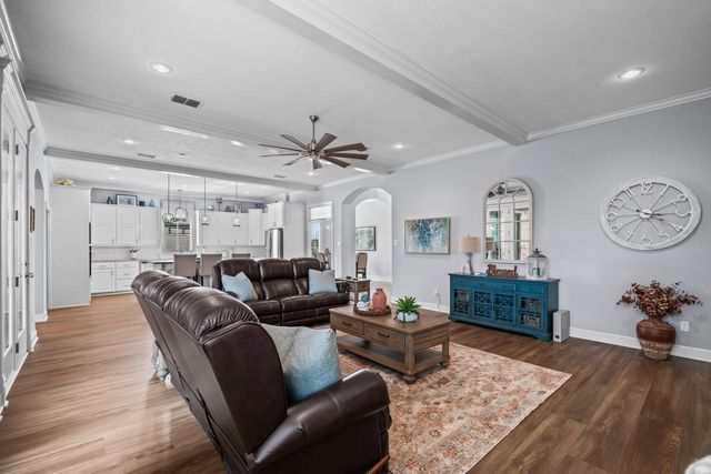 11613 Vale Avenue, Lubbock, TX 79424